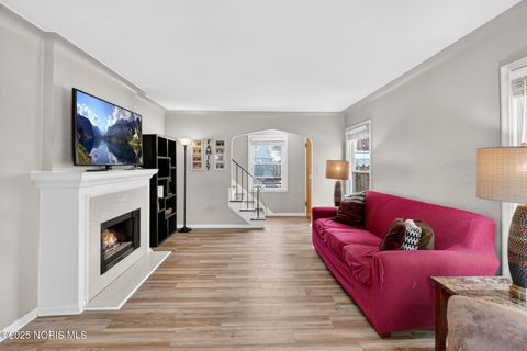 Tiny photo for 3832 Woodmont Road, Toledo, OH 43613 (MLS # 10001972)