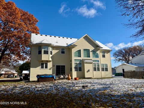 Tiny photo for 333 Colony Road, Rossford, OH 43460 (MLS # 10002078)