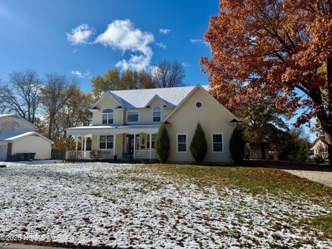 Tiny photo for 333 Colony Road, Rossford, OH 43460 (MLS # 10002078)