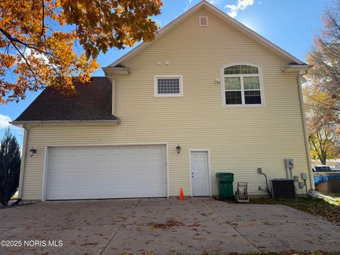 Tiny photo for 333 Colony Road, Rossford, OH 43460 (MLS # 10002078)