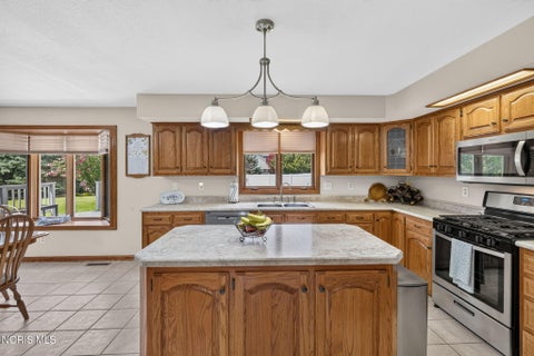 Tiny photo for 3024 Pepper Pike, Findlay, OH 45840 (MLS # 10011098)