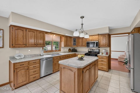 Tiny photo for 3024 Pepper Pike, Findlay, OH 45840 (MLS # 10011098)