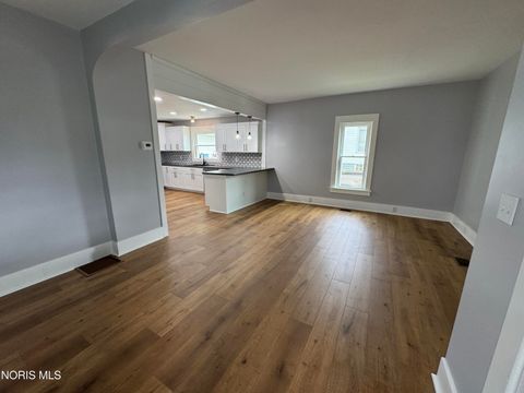 Tiny photo for 206 Cedar Street, Pioneer, OH 43554 (MLS # 10007410)