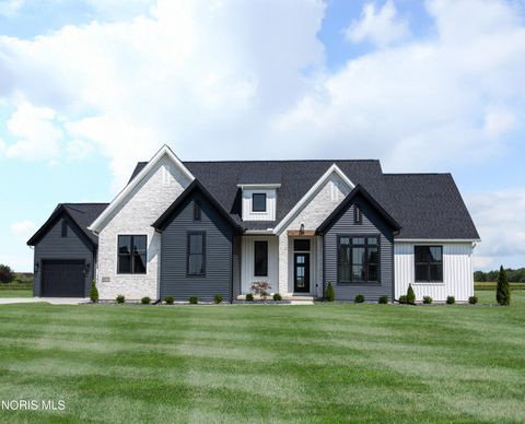 Photo of 9341 Kimball Crk, Sylvania, OH 43560 (MLS # 10005100)