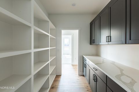 Tiny photo for 9341 Kimball Crk, Sylvania, OH 43560 (MLS # 10005100)