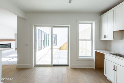 Tiny photo for 9341 Kimball Crk, Sylvania, OH 43560 (MLS # 10005100)