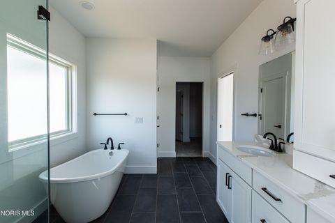 Tiny photo for 9341 Kimball Crk, Sylvania, OH 43560 (MLS # 10005100)