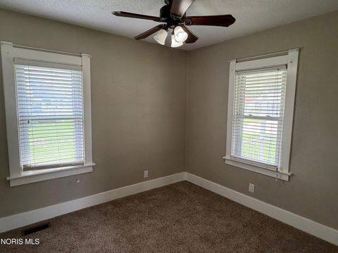 Tiny photo for 1054 Scott Street, Maumee, OH 43537 (MLS # 10007031)