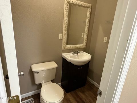 Tiny photo for 1054 Scott Street, Maumee, OH 43537 (MLS # 10007031)
