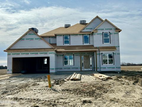 Photo of 9845 Featherwood Lane, Sylvania, OH 43560 (MLS # 10004378)