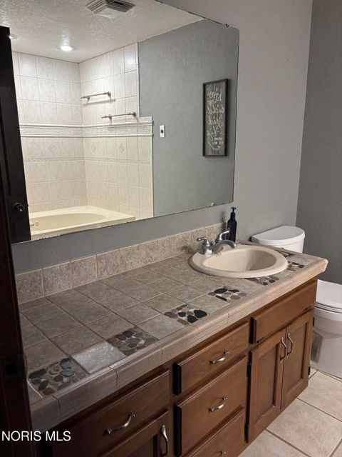 Tiny photo for 580 3 Rivers Court, Defiance, OH 43512 (MLS # 10006559)