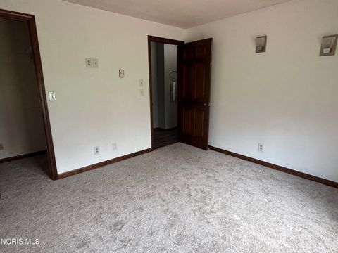 Tiny photo for 580 3 Rivers Court, Defiance, OH 43512 (MLS # 10006559)