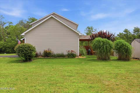 Tiny photo for 16056 W Smith Road, Elmore, OH 43416 (MLS # 10011000)