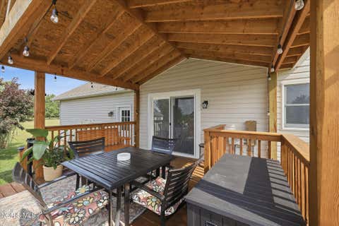 Tiny photo for 16056 W Smith Road, Elmore, OH 43416 (MLS # 10011000)