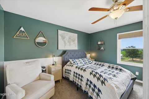 Tiny photo for 16056 W Smith Road, Elmore, OH 43416 (MLS # 10011000)