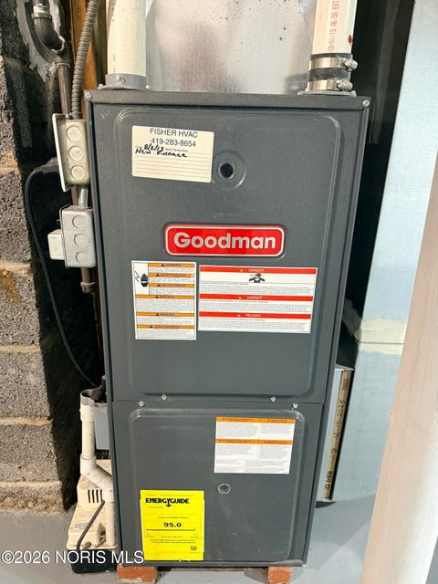 Tiny photo for 326 Orville Drive, Toledo, OH 43612 (MLS # 10003682)