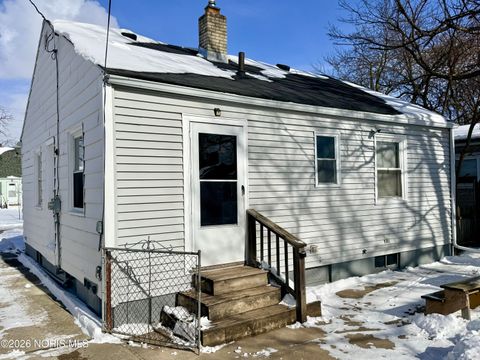 Tiny photo for 326 Orville Drive, Toledo, OH 43612 (MLS # 10003682)
