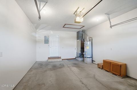 Tiny photo for 1717 Manor Hill Road #5, Findlay, OH 45840 (MLS # 10006928)