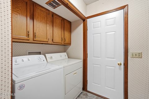Tiny photo for 1717 Manor Hill Road #5, Findlay, OH 45840 (MLS # 10006928)