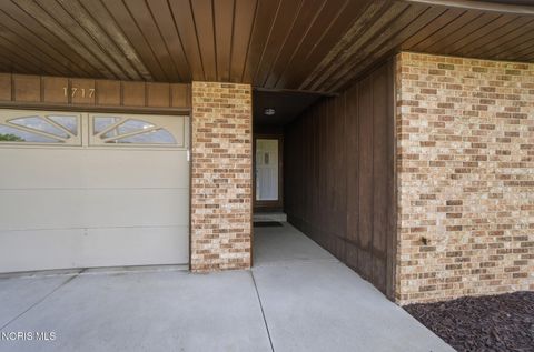 Tiny photo for 1717 Manor Hill Road #5, Findlay, OH 45840 (MLS # 10006928)
