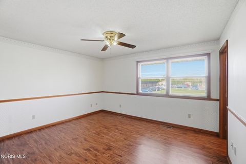 Tiny photo for 1717 Manor Hill Road #5, Findlay, OH 45840 (MLS # 10006928)