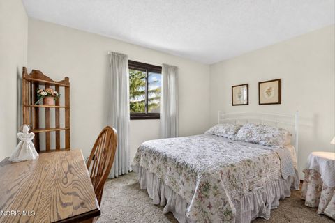 Tiny photo for 9682 Millcroft Road, Perrysburg, OH 43551 (MLS # 10008449)