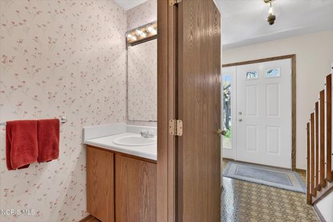 Tiny photo for 9682 Millcroft Road, Perrysburg, OH 43551 (MLS # 10008449)