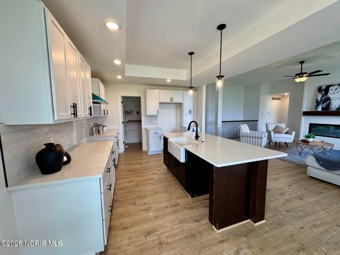 Tiny photo for 9838 Featherwood Lane, Sylvania, OH 43560 (MLS # 10003307)