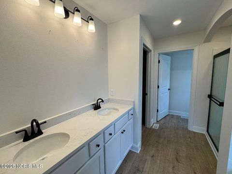 Tiny photo for 9838 Featherwood Lane, Sylvania, OH 43560 (MLS # 10003307)