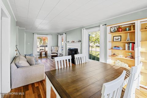 Tiny photo for 1825 Pershing Street, Findlay, OH 45840 (MLS # 10000459)