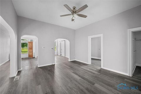 Tiny photo for 416 Colburn Street, Toledo, OH 43609 (MLS # 10006814)