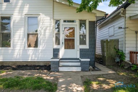 Tiny photo for 416 Colburn Street, Toledo, OH 43609 (MLS # 10006814)