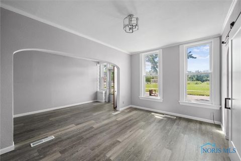 Tiny photo for 416 Colburn Street, Toledo, OH 43609 (MLS # 10006814)