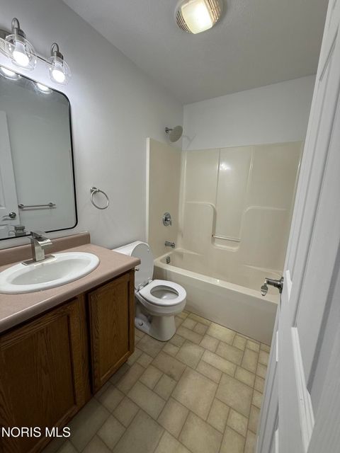 Tiny photo for 1469 Circle Drive, Millbury, OH 43447 (MLS # 10004270)