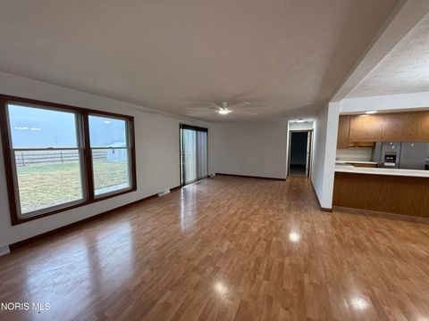 Tiny photo for 1469 Circle Drive, Millbury, OH 43447 (MLS # 10004270)