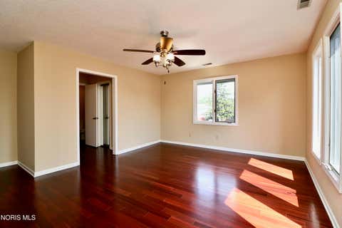 Tiny photo for 6745 5th Avenue, Sylvania, OH 43560 (MLS # 10011070)