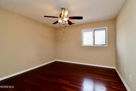 Tiny photo for 6745 5th Avenue, Sylvania, OH 43560 (MLS # 10011070)