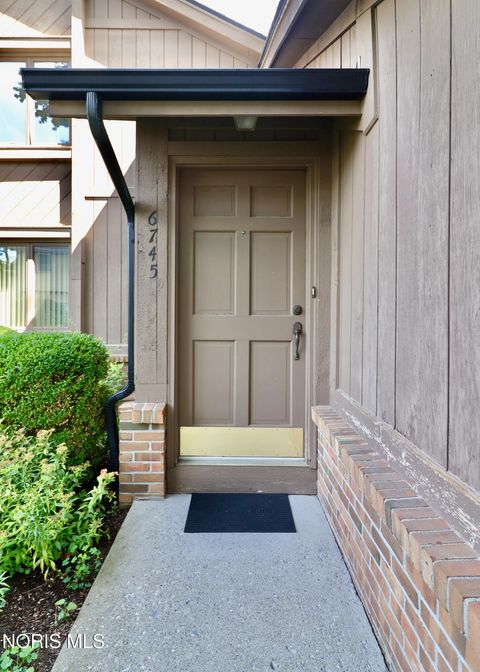 Tiny photo for 6745 5th Avenue, Sylvania, OH 43560 (MLS # 10011070)