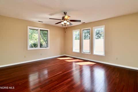 Tiny photo for 6745 5th Avenue, Sylvania, OH 43560 (MLS # 10011070)