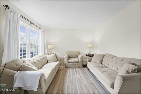 Tiny photo for 5319 Lenticel Drive, Toledo, OH 43623 (MLS # 10004775)