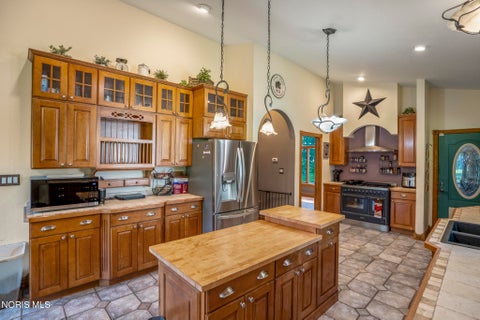 Tiny photo for 1189 Ottawa Road, Genoa, OH 43430 (MLS # 10009703)
