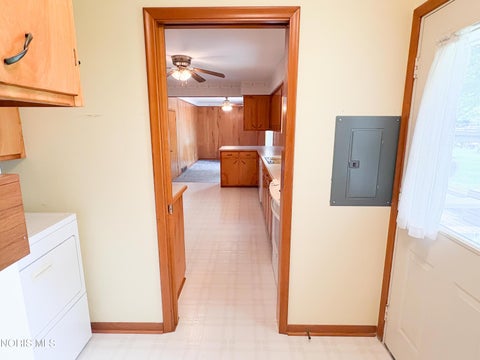Tiny photo for 1113 S Lallendorf Road, Oregon, OH 43616 (MLS # 10010829)