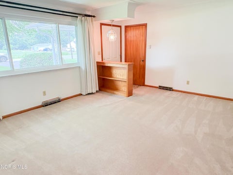 Tiny photo for 1113 S Lallendorf Road, Oregon, OH 43616 (MLS # 10010829)