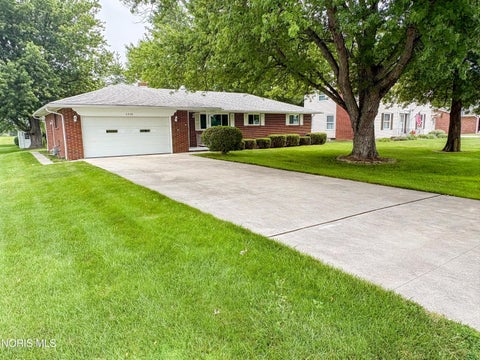 Tiny photo for 1113 S Lallendorf Road, Oregon, OH 43616 (MLS # 10010829)