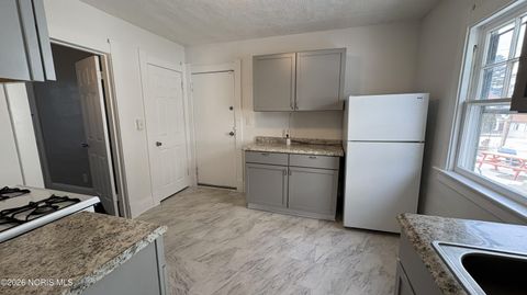 Tiny photo for 1011 Alldays Avenue, Toledo, OH 43607 (MLS # 10003427)