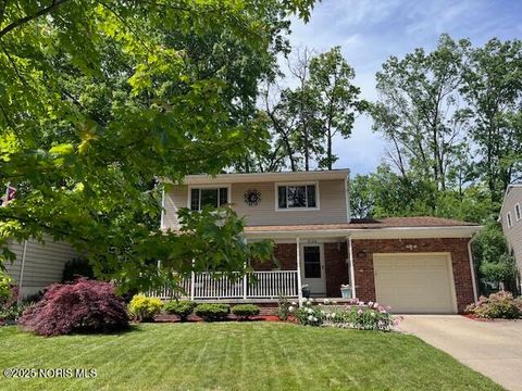 Photo of 6124 Applegate Street, Toledo, OH 43615 (MLS # 10000694) Photo of 6124 Applegate Street, Toledo, OH 43615 (MLS # 10000694)