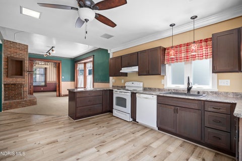 Tiny photo for 1511 Central Avenue, Sandusky, OH 44870 (MLS # 10011381)