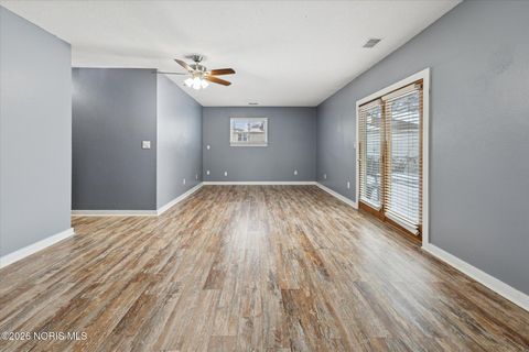 Tiny photo for 1004 Birch Avenue, Maumee, OH 43537 (MLS # 10003277)