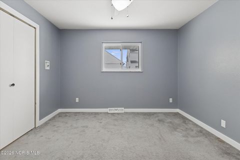 Tiny photo for 1004 Birch Avenue, Maumee, OH 43537 (MLS # 10003277)