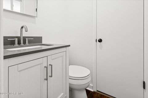 Tiny photo for 1004 Birch Avenue, Maumee, OH 43537 (MLS # 10003277)